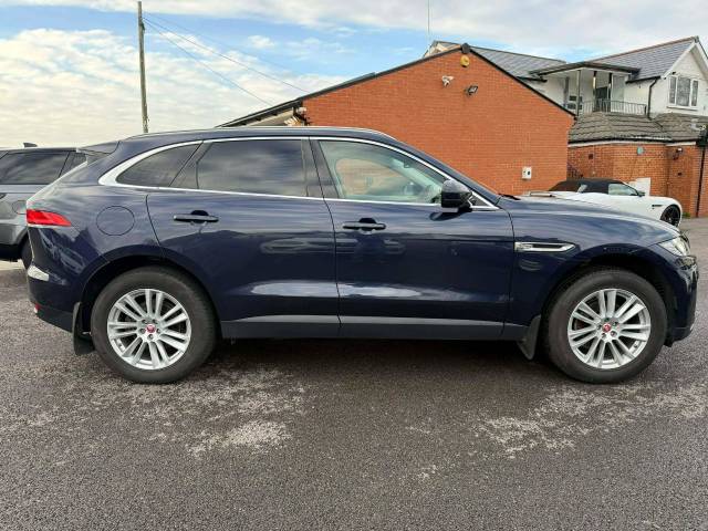 2017 Jaguar F-Pace 2.0 Portfolio 5dr Auto AWD