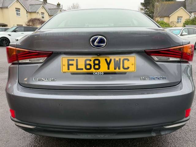 2018 Lexus IS 2.5 300h Executive Edition 4dr CVT Auto
